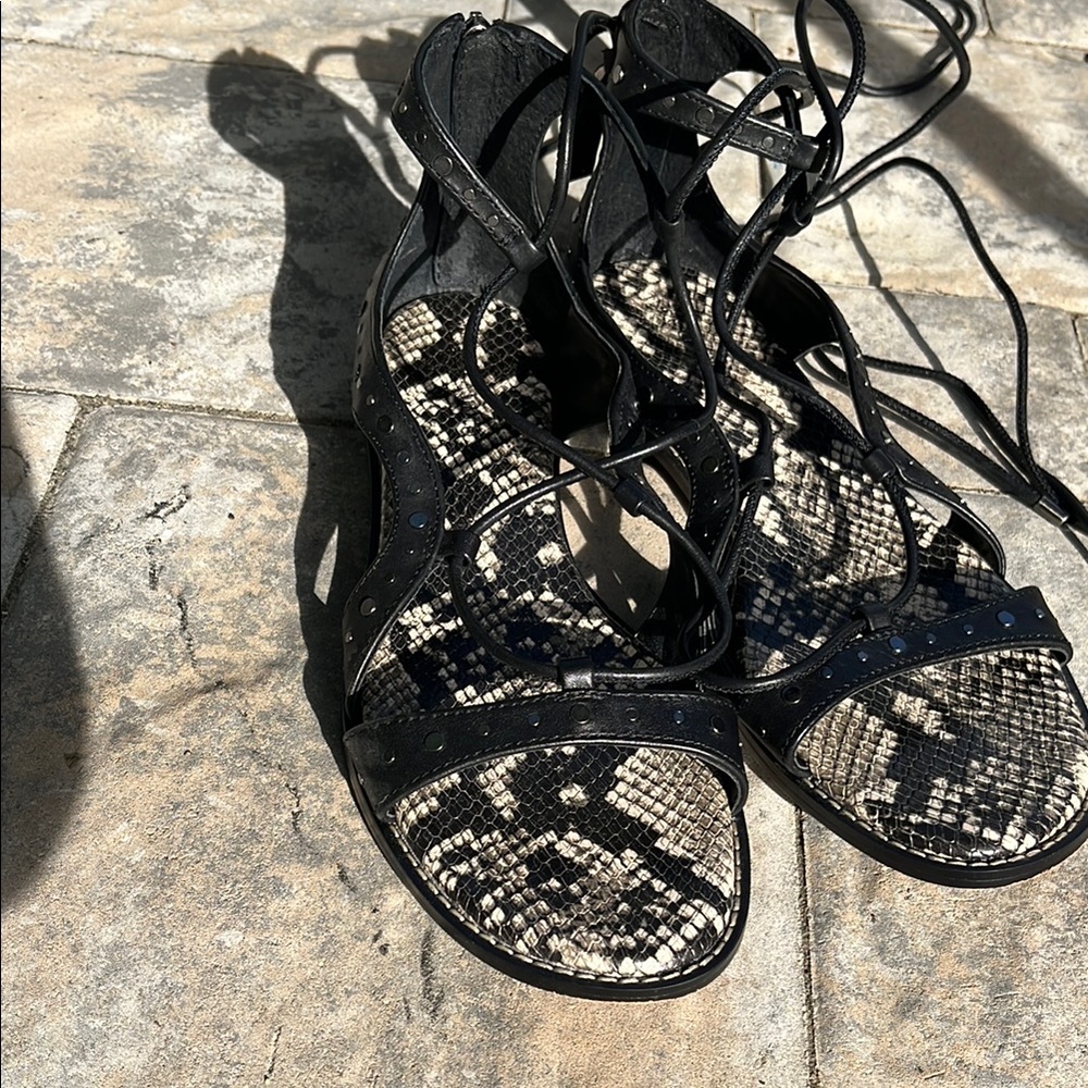 Vince Camuto Black and Snake Print Women's Sandals
